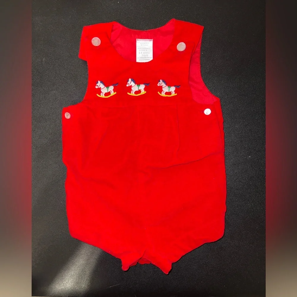 LN vintage Baby Romper Red Velvet Christmas Embroidered Horses 3 6 Months Snaps